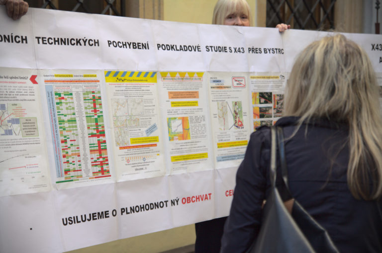 Protestní akce – Dálnice přes Bystrc, třikrát jinak a stále špatně